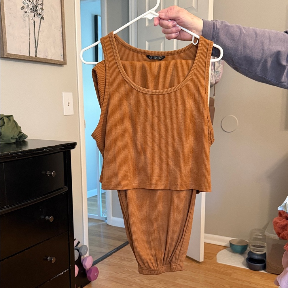 Rust Sleeveless Ribbed Crop Top and Pants